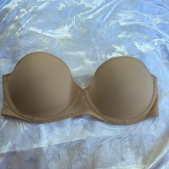 3 bra bundle. - Picture 2 of 7